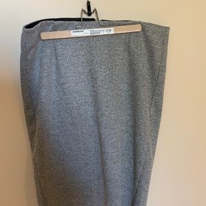 Grey stretch pencil skirt